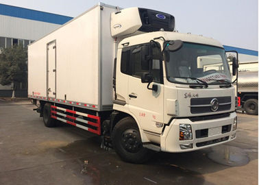 Cina Foton 4x2 5 Ton Didinginkan Kotak Van, Freezer Box Van Untuk Buah / Sayuran pemasok