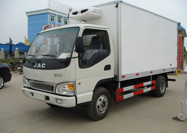 Cina 4x2 3 Ton Freezer Box Truck, Pendingin Pengiriman Truk Dengan Thermo King Unit pemasok