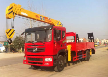 Cina Dongfeng 4x2 4 Ton Crane Truck, 2 Axles Truck Mounted Telescopic Crane pemasok