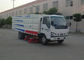 Tekanan Tinggi Air Circuit Road Sweeper Truck 4x2 5500 Liter Untuk ISUZU pemasok
