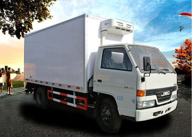 Cina JMC 4x2 3 Ton Refrigeration Box Truck Mudah Majelis Dengan Thermo King Unit pemasok