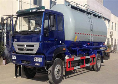 Cina HOWO 6 Wheel Cement Membawa Truk, 4x2 10m3 Bulk Tank Truck Tinggi Keselamatan / Keandalan pemasok
