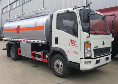 Cina Sinotruck HOWO 4x2 10M3 10000 Liter Tangki Bahan Bakar Truk Minyak Bahan Bakar Truk Bahan Bakar Tanker Bowser pemasok